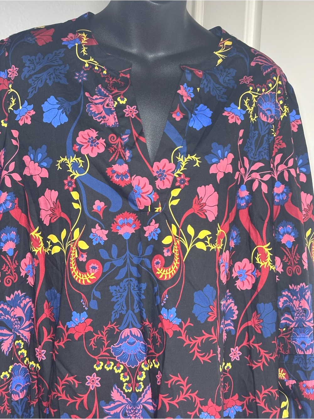 Sugar Lips Palmero Midnight Velma Ruffle
Shift Dress. NWOT - Picture 9 of 12
